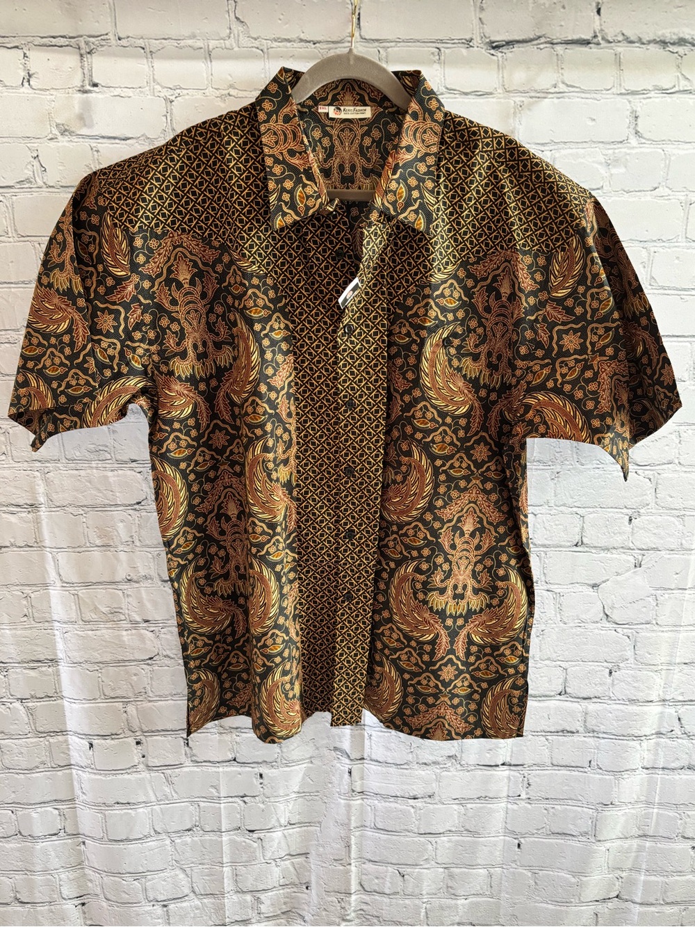*NEW* Men’s Batik Keris Short Sleeve Button Shirt - Size XXXL